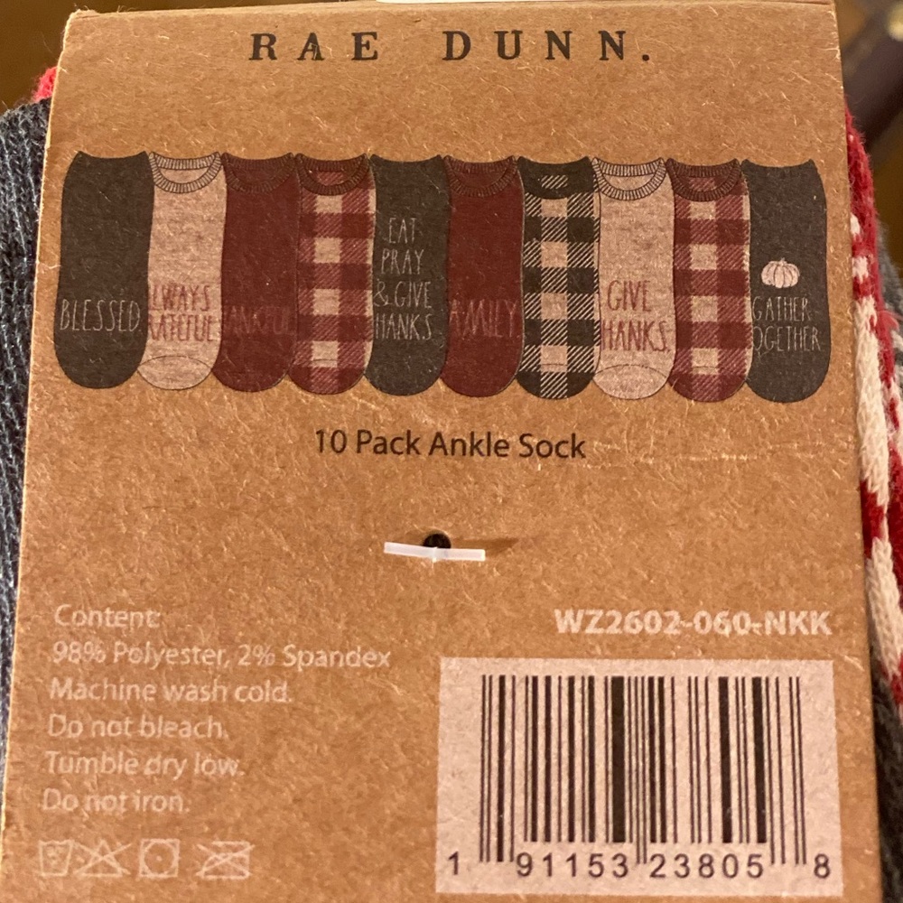 Rae Dunn 10 Pack Thankagiving Ankle Socks - Picture 4 of 4